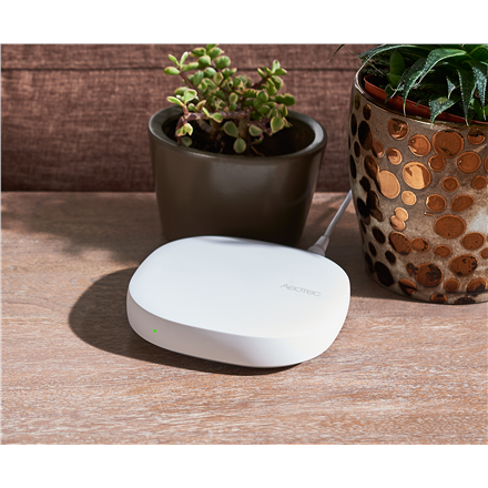 Aeotec Smart Home Hub - Works as a SmartThings Hub, EU, Z-Wave, Zigbee 3.0, WiFi AEOTEC Smart Home Hub GP-AEOHUBV3EU	 Z-Wave, Zigbee 3.0, WiFi