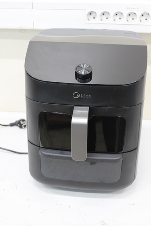SALE OUT. Midea MAD1100DADK Air fryer digital,Two-zone cavity, 6.4L + 4.4L | Midea Two Zone Airfryer | MAD1100DADK | Power 1850 W | Capacity 4.4/6.4 L | Rapid Air technology | Black | USED, DIRTY, SCRATCHED ON TOP