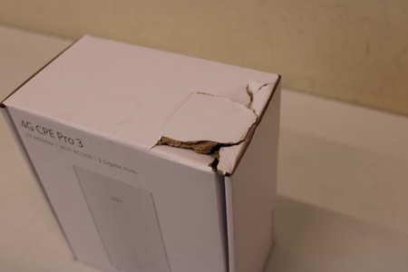 SALE OUT. Huawei Soyealink 4G CPE Pro 3, B628-350, DAMAGED PACKAGING | 24 month(s) | DAMAGED PACKAGING