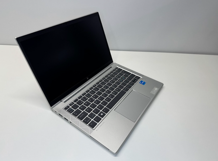 HP | REFURBISHED Grade A HP EliteBook 830 G8 | 13.3 " | FHD | Intel Core i5 | i5-1135G7 | 8 GB | Solid-state drive capacity 256 GB | Intel Iris Xe Graphics | Windows 11 Pro | Keyboard language Nordic | Keyboard backlit | Warranty 12 month(s)