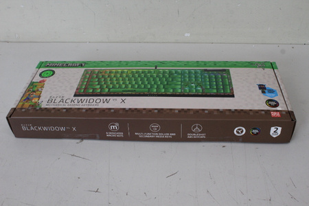 SALE OUT. Razer BlackWidow V4 X (Green Switch) - Minecraft Ed. - US Layout | Razer BlackWidow V4 X | Gaming keyboard | Wired | US | DEMO | Minecraft Edition | Razer Green Mechanical Switches (Clicky)