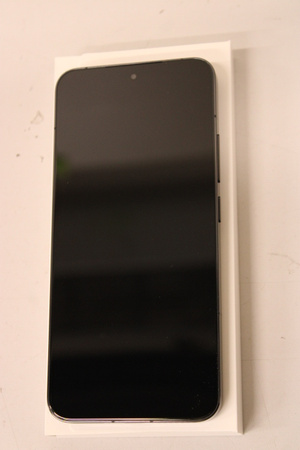 SALE OUT. Xiaomi 14 (Black) DS 6.36“ LTPO OLED 1200x2670/3.3GHz&2.3GHz/512GB/12GB RAM/Android 14/WiFi,BT/5G,MZB0G1BEU | Xiaomi Phones | 14 | Black | 6.36 " | LTPO OLED | 1200 x 2670 pixels | Qualcomm | Internal RAM 12 GB | 512 GB | Dual SIM | 4G | 5G | Ma